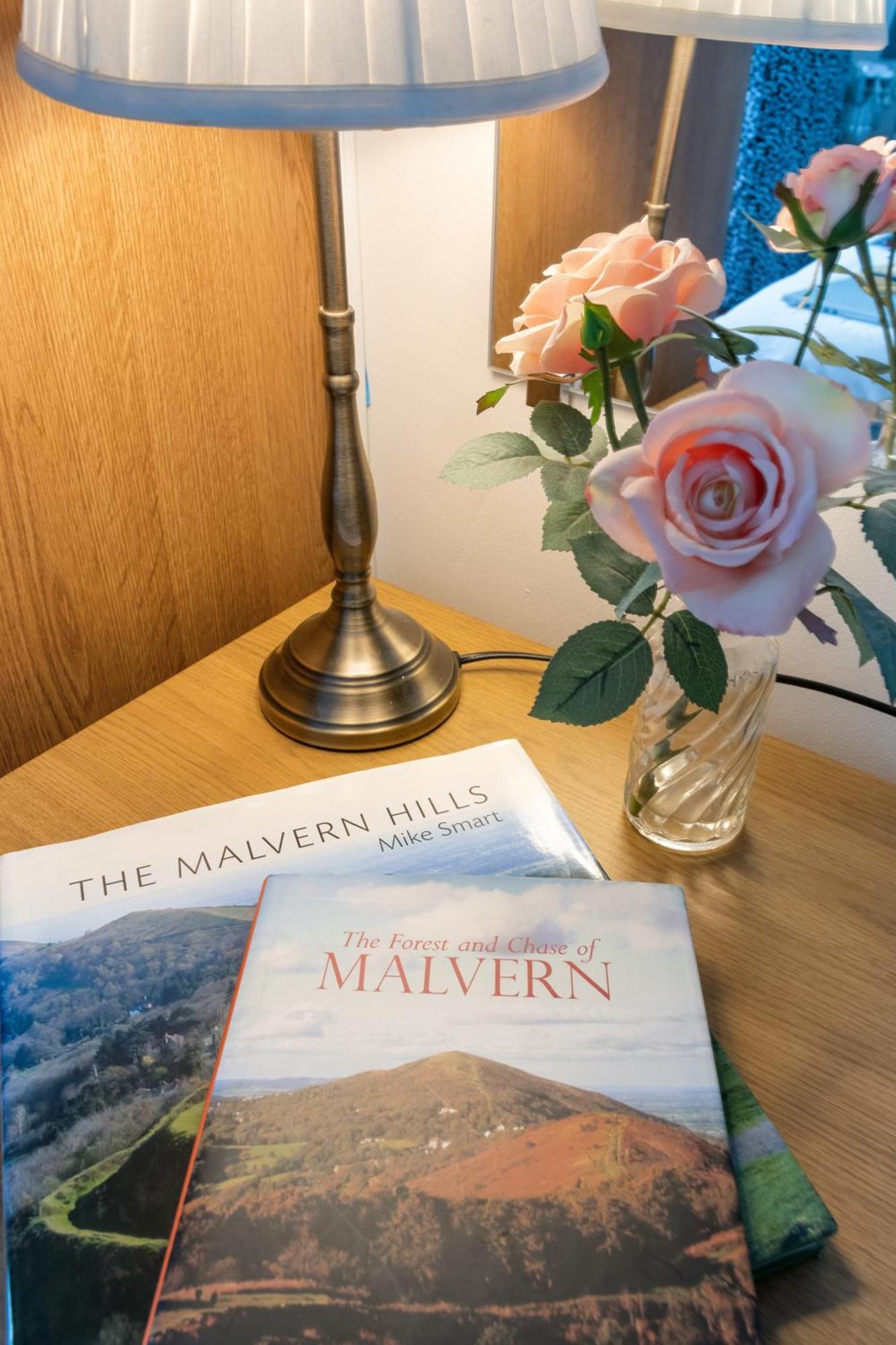 Elegant Malvhina Retreat On The Malvern Hills Great Malvern Eksteriør billede