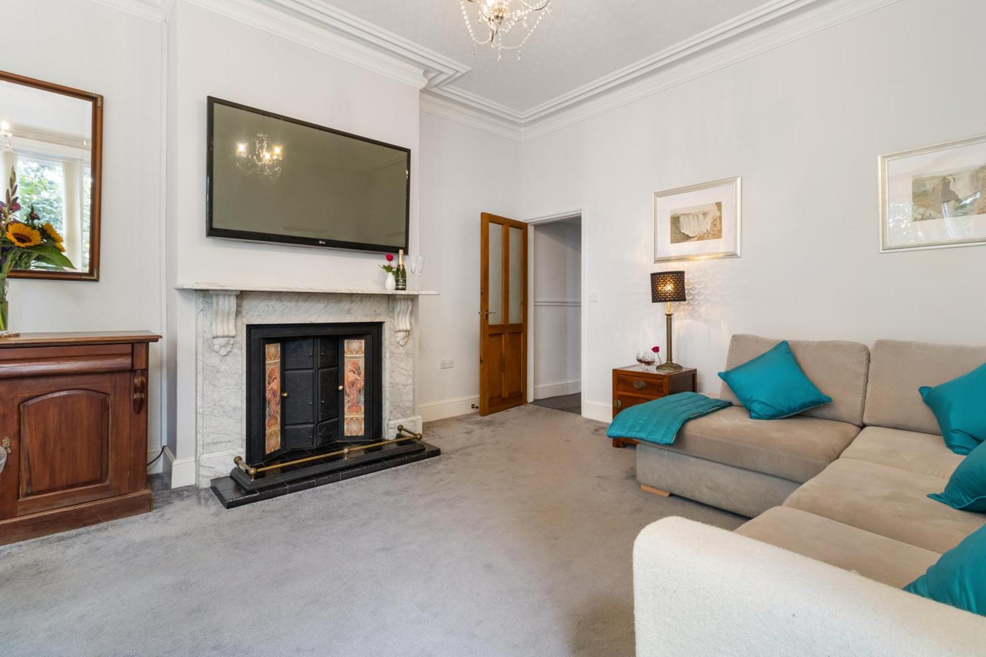 Elegant Malvhina Retreat On The Malvern Hills Great Malvern Eksteriør billede