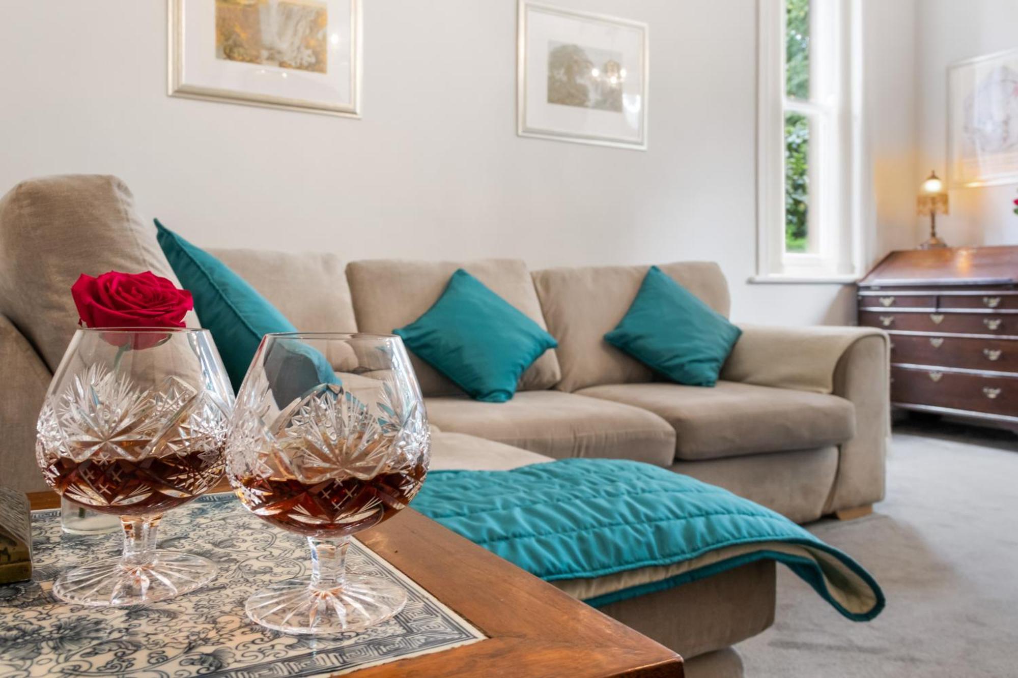 Elegant Malvhina Retreat On The Malvern Hills Great Malvern Eksteriør billede